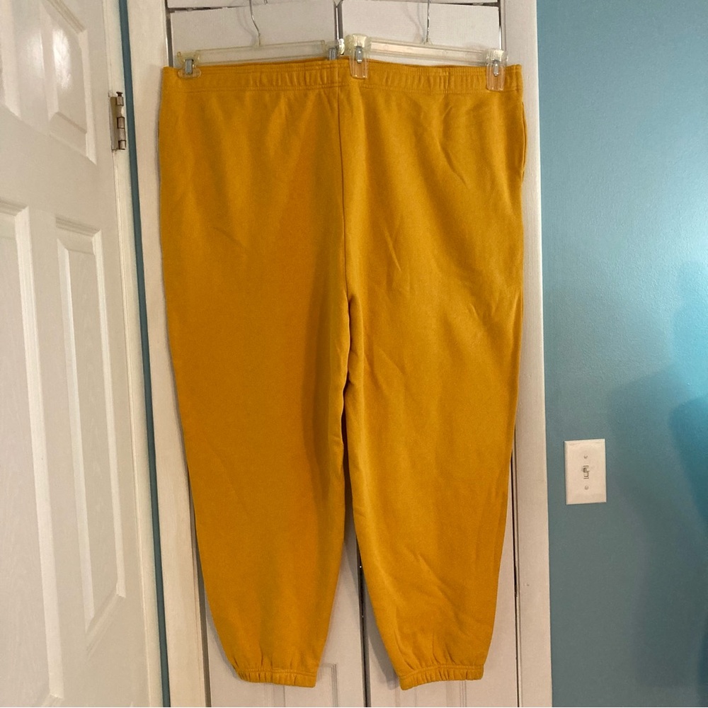Disney Parks Mickey Mouse Gold Joggers Sweatpants Women Size M, L, XL, 2X, 3X - Picture 3 of 11